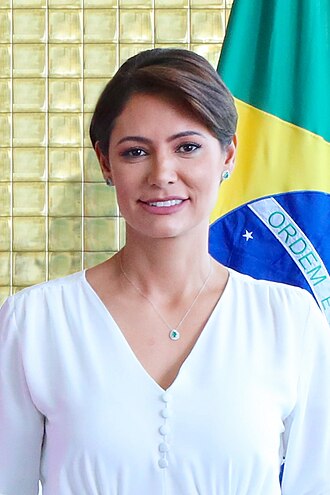 Retrato de Michelle de Paula Firmo Reinaldo Bolsonaro